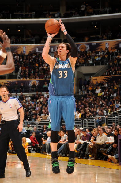 了进攻端的 了进攻端的